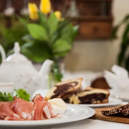 Hotel Comfort Erica Dolomiti Val D'adige 3*